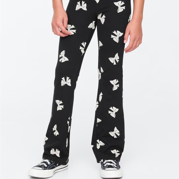 GAP Kids Flare Leggings with Bow Print -NWT - Picture 1 of 4